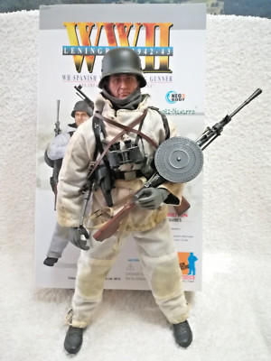 FIGURA DRAGON MODELS 1/6. VOLUNTARIO ESPAÑOL DIVISIÓN AZUL REF 70836 + EXTRAS.