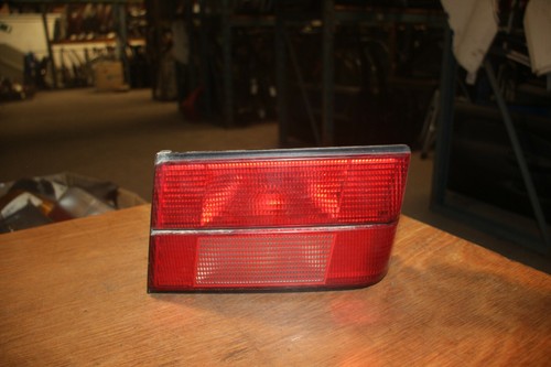 BMW 5ER (E34) 88-96 LIM. *RÜCKLICHT/HECKLEUCHTE* RECHTS INNEN