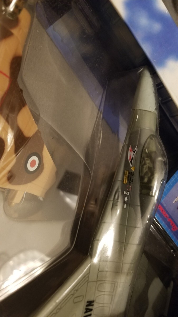 newray　F16 New-Ray Sky Pilot F-16 Fighting Falcon And Harrier Combo