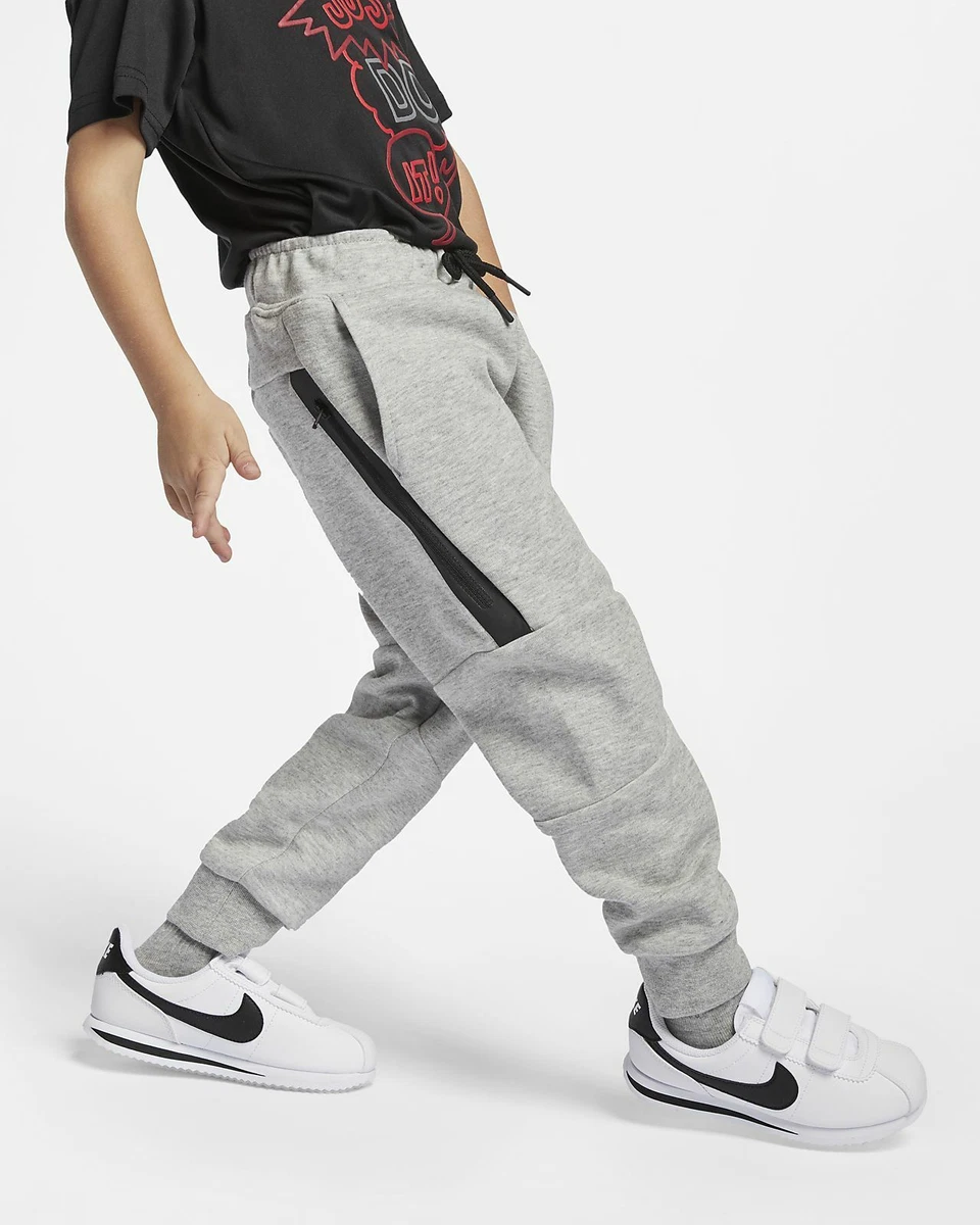 Boys Nike Casual Pants | Nike casual, Boys nike, Workout pants