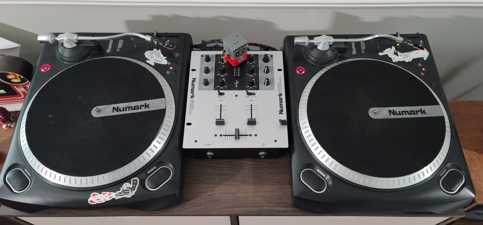 Pair Of Numark TT1625 Direct Drive DJ Turntables eBay