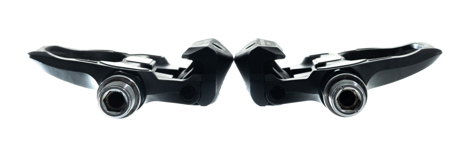 Shimano Ultegra PD-R8000 Road Bike Pedals SPD-SL Carbon Clipless Pedals 9/16"