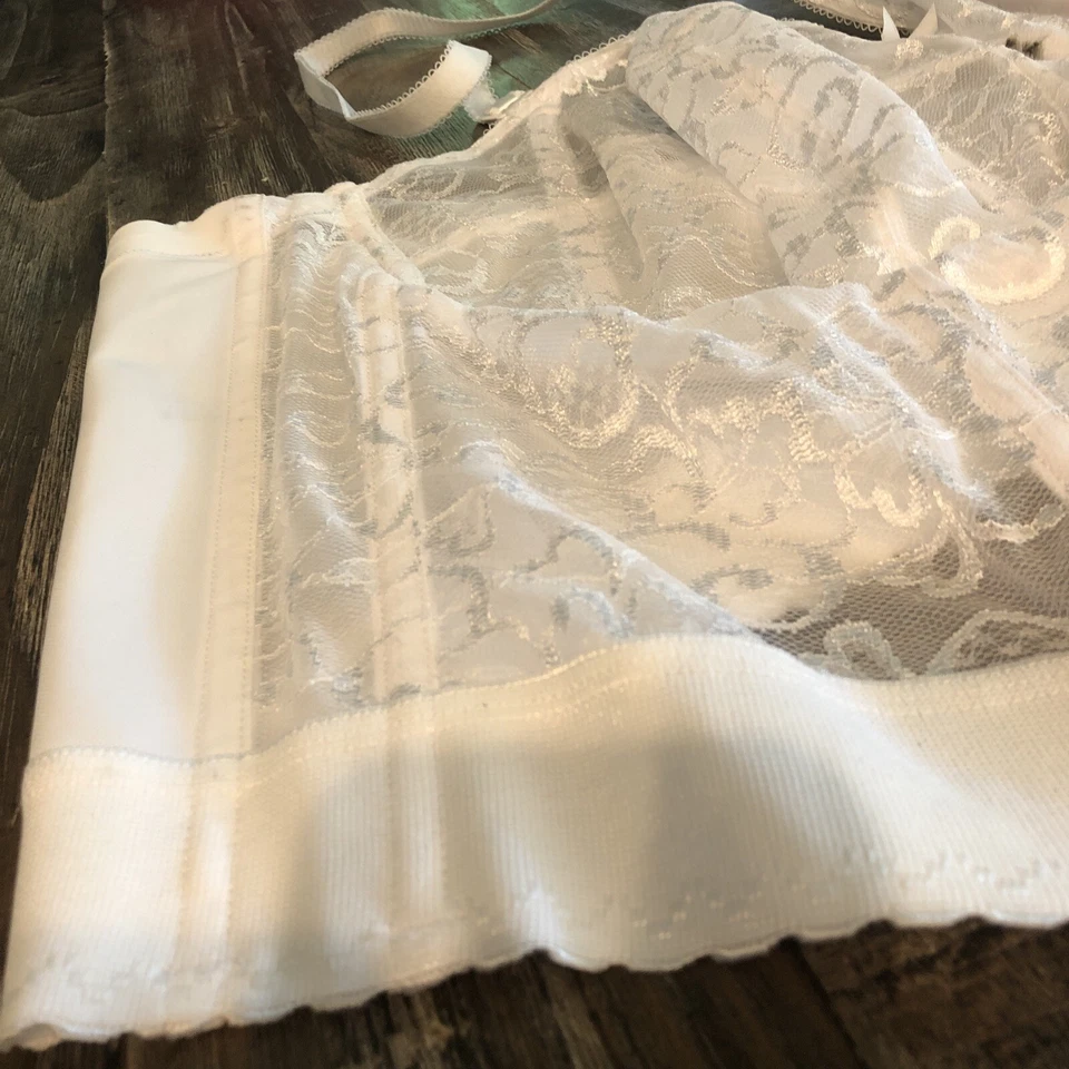 Goddess Women's Lace Bustier Bra #GD0689 - Size 50 In White - Image 2 of 4