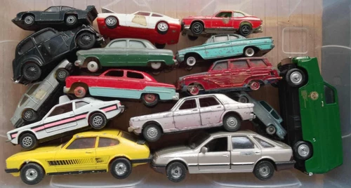 ORIGINAL VINTAGE DIECAST LOT OF TOY FORD CARS CAPRI ZODIAC etc DINKY & OTHERS