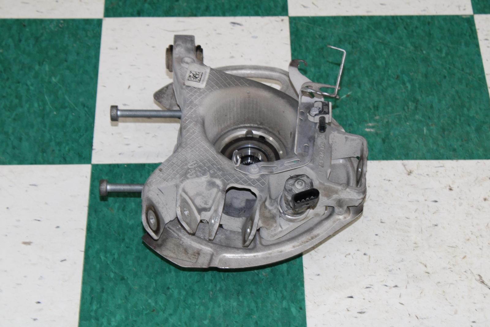 Bentley Continental GT 2020-2023 Rear Left Steering wheel hub