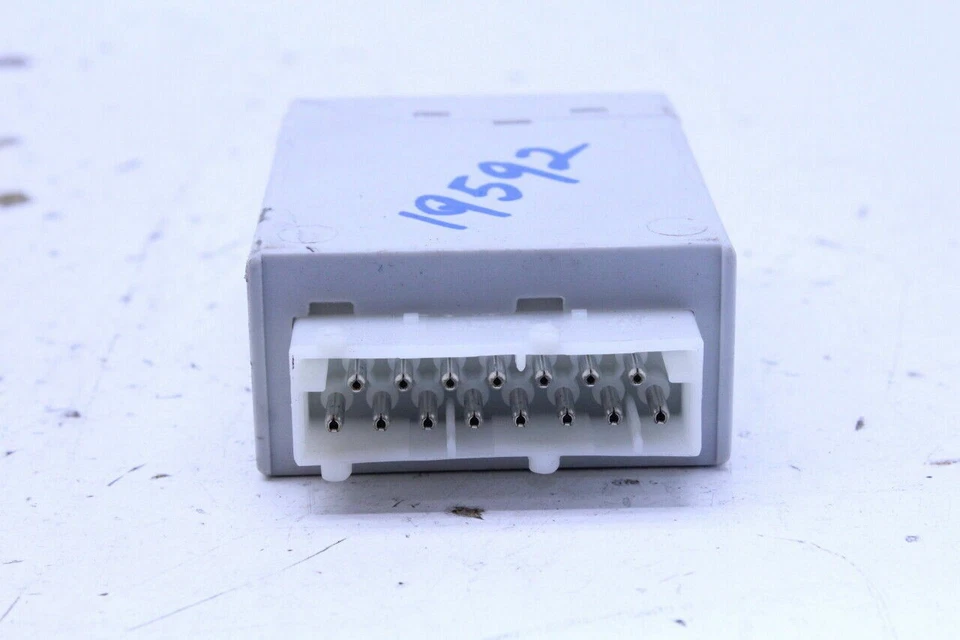 BMW 318i 328i M3 E36 1996-1998 módulo de relé de ventana trasera OEM usado Foto 4 de 4