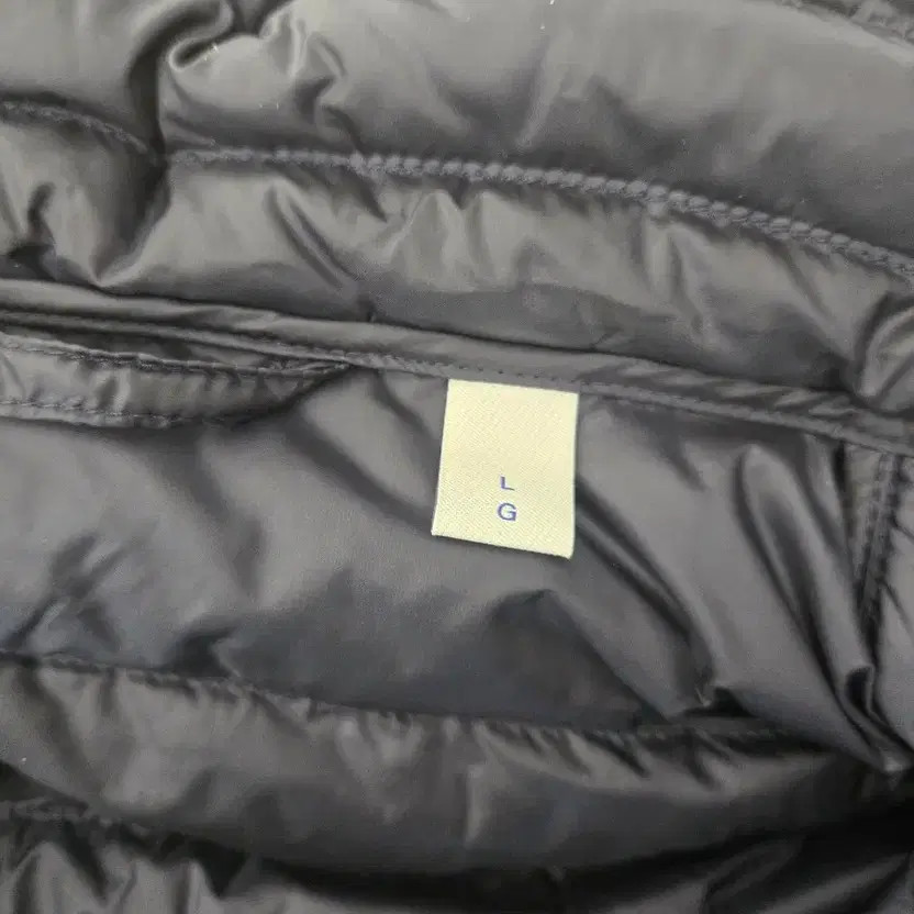 Burberry Lightweight Goose Down Padding Jacket - … - image 3