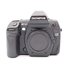 Olympus EVOLT E-5 12.3MP Digital SLR Camera - Black Body Only - 401