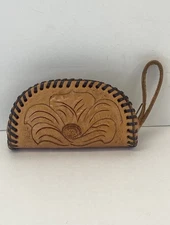Vintage Leather Hand Tooled Zipper Coin Change Purse