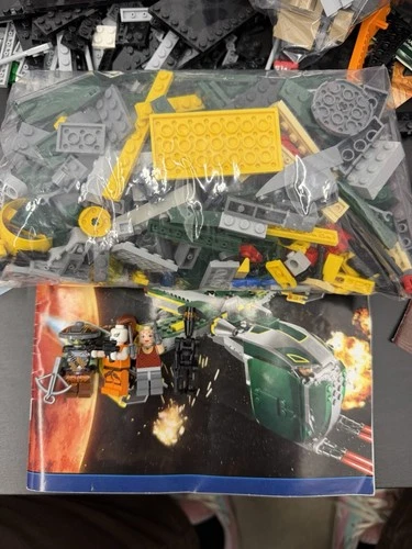 LEGO Star Wars Bounty Hunter Assault Gunship 7930 w/ Minifigures & Manual No Box