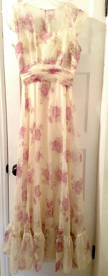 Vintage Floral Print Pink and Cream Full Length Dress With Ruffled Bustle Size S - Image 3 of 4