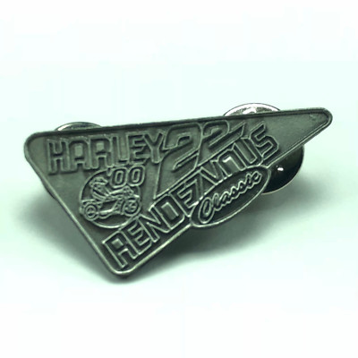 HARLEY DAVIDSON MOTORCYLE PINBACK PIN vintage badge emblem cycles rendevous 2000
