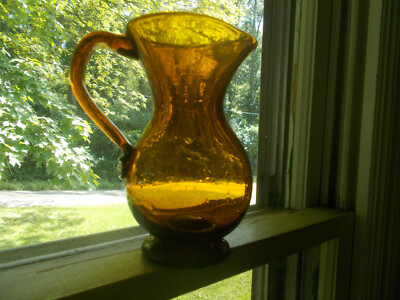 CLEVENGER BROS FREE BLOWN PONTILED AMBER GLASS PITCHER LILY PAD BASE BUBBLES