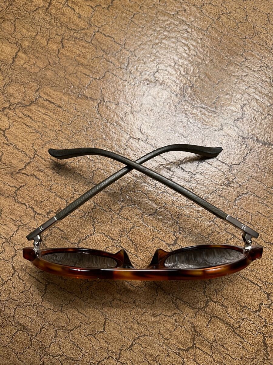 THE ROW x Linda Farrow Collaborations Women's Round Tortoise THE ROW x Linda Farrow Collaborations Women's Round Tortoise