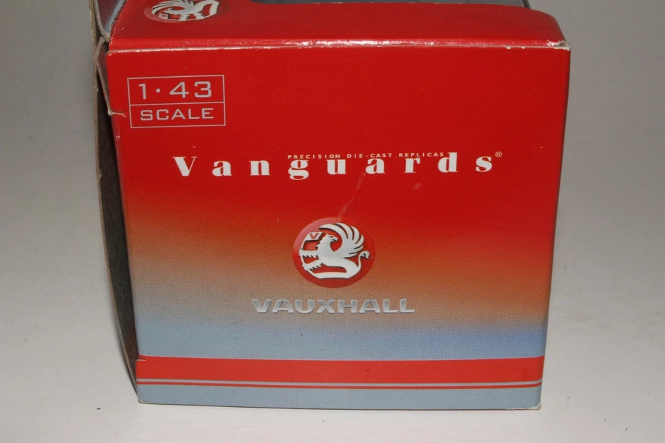Vanguards/Corgi, Vauxhall Astra SXi Sedan, 1/43 Scale, Boxed - Image 4 of 4
