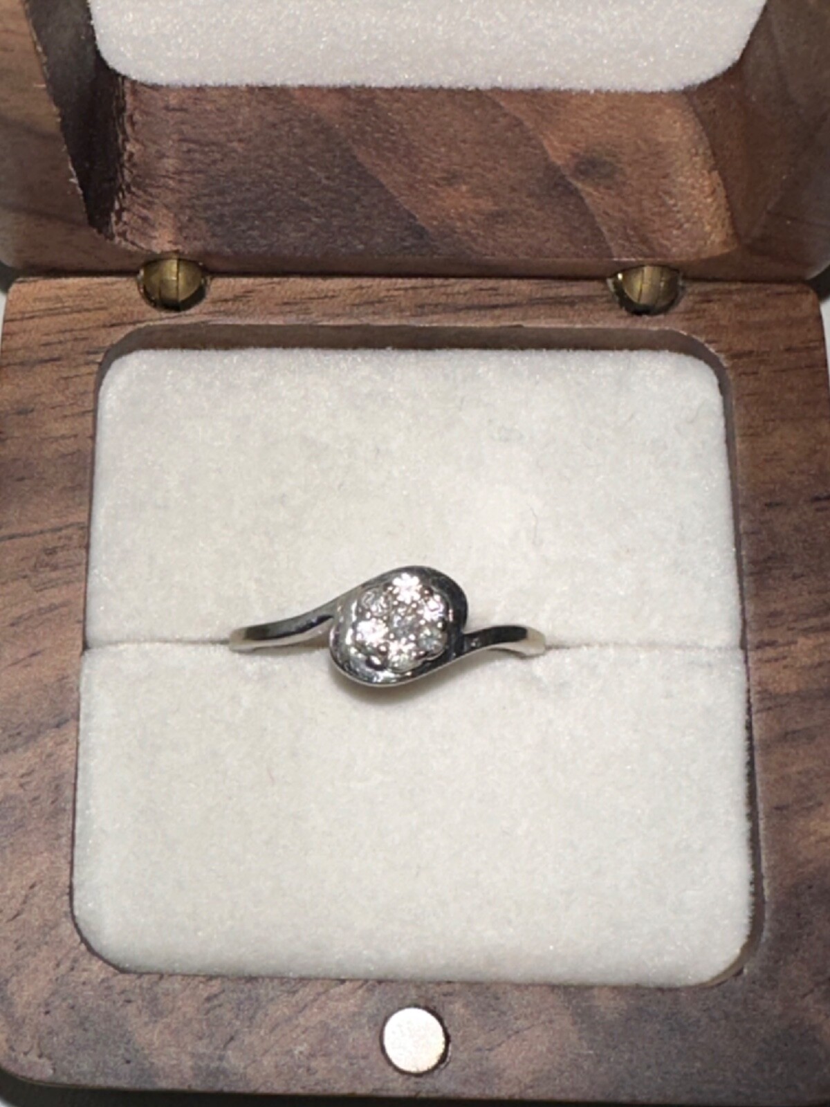 14k white solid gold diamond ring - image 2