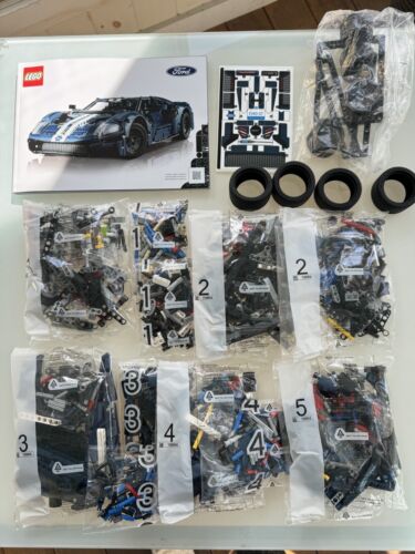 LEGO TECHNIC: 2022 Ford GT (42154) Neu Komplett Authentisch Set ohne Karton - Bild 1 von 5