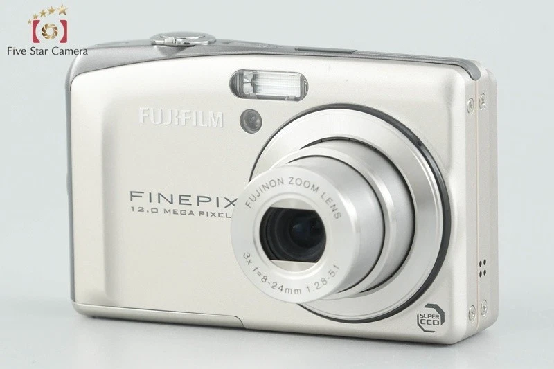 Fujifilm FINEPIX F60fd Silver 12.0 MP Digital Camera [Near Mint] - Image 2 of 4