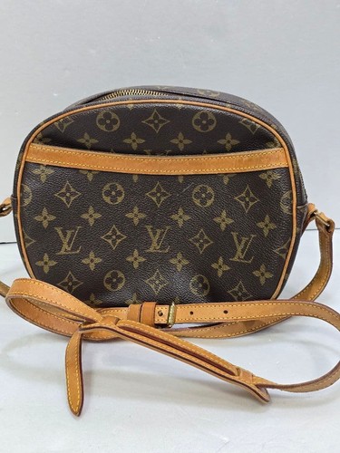 Louis Vuitton Blois Monogram Leather Shoulder Bag Auth Japan Authentic 042394