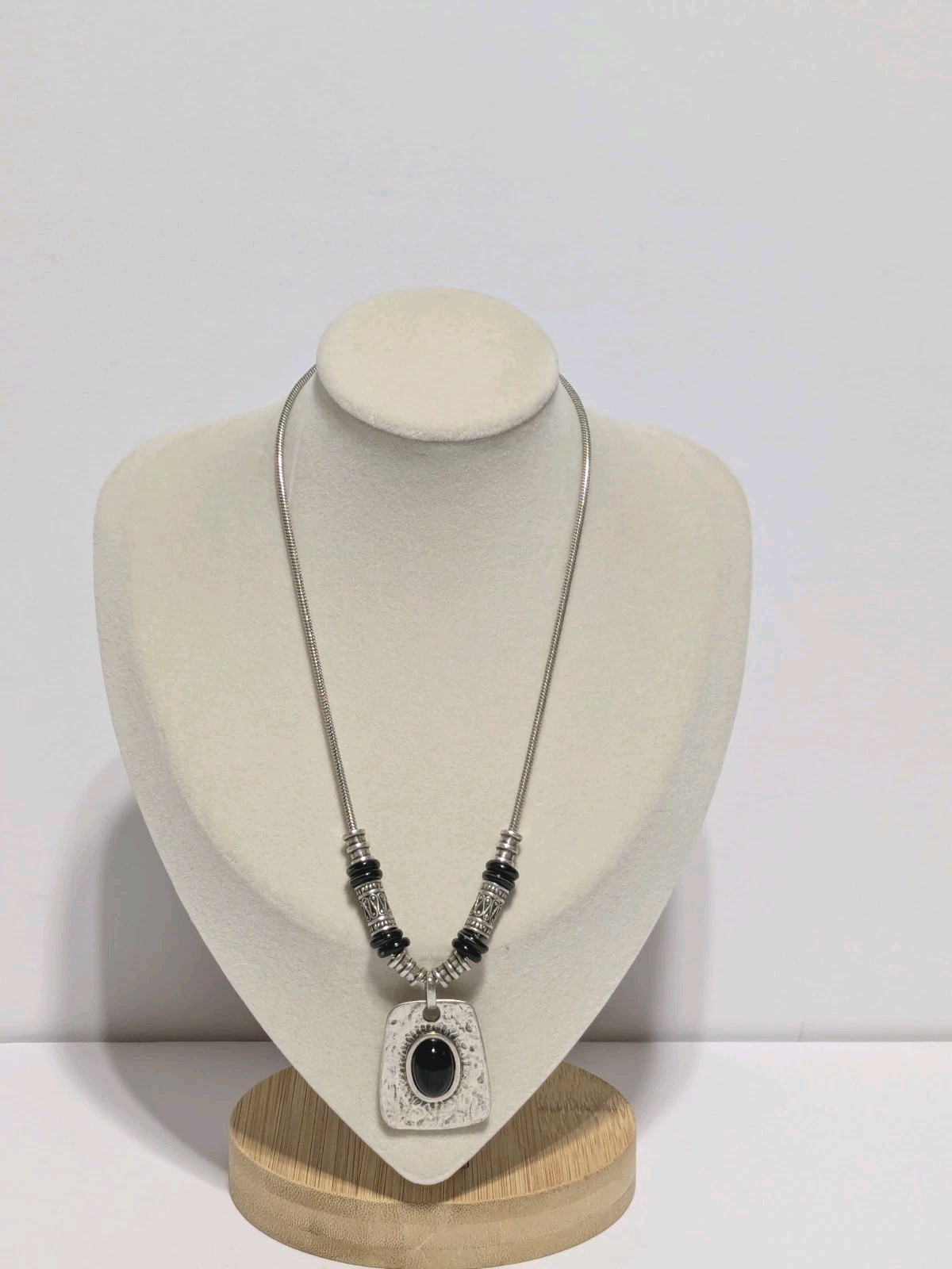 Siilver Tone Chain, Rectangular & Cabachon Black … - image 5