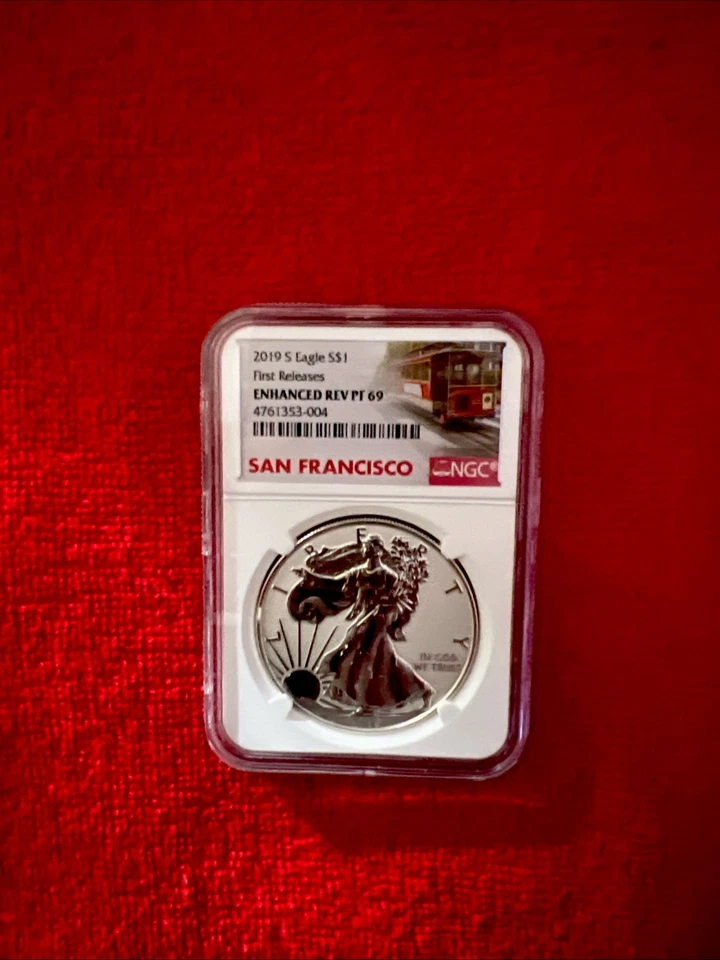Silver Eagle 2019-S mejorado a prueba inversa graduación profesional Pr-69 de EE. UU. Foto 2 de 4