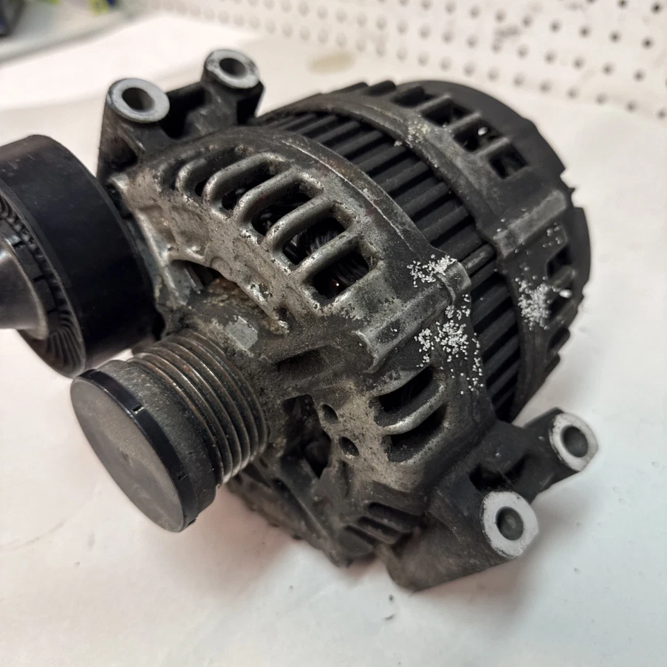 ОРИГИНАЛЬНЫЙ 2007-2013 BMW 328 XI ГЕНЕРАТОР ПЕРЕМЕННОГО ТОКА 180 АМПЕР 7550968 180A 0121715012 - Изображение 2 из 4