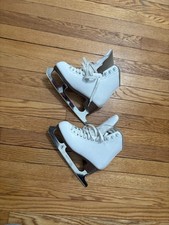 Jackson JS1291 Youth Excel with Mark II blade - White - 3C