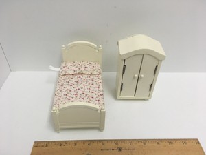pottery barn dollhouse bed