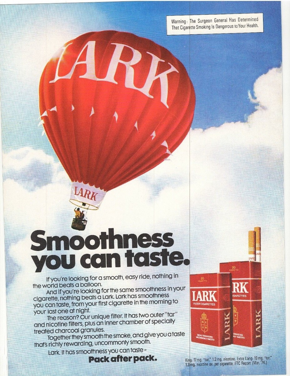 lark cigarettes Turkey W1 01 Lark cigarette hi-res stock photography