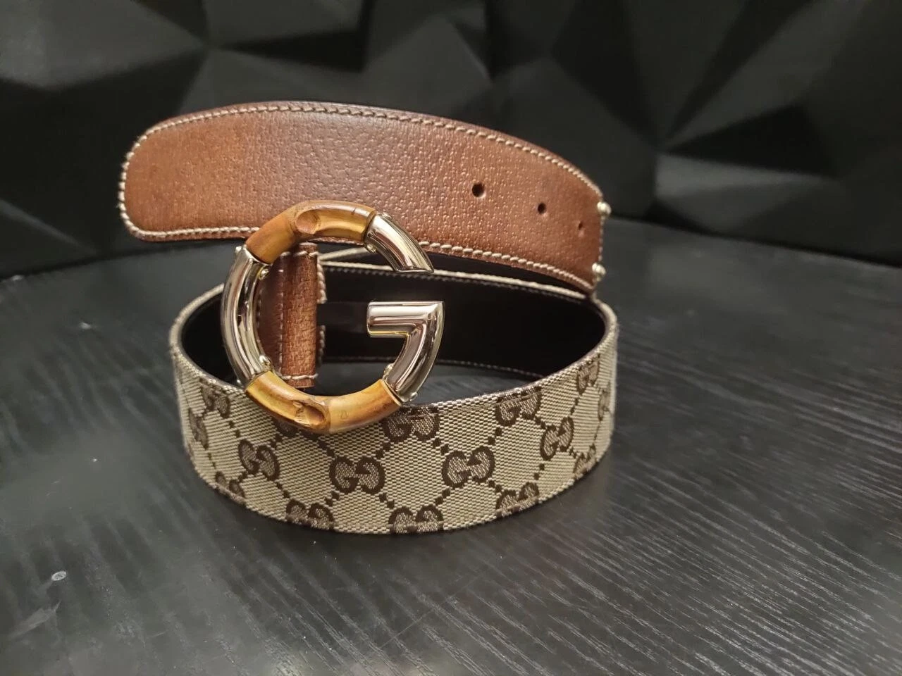 CEINTURE LOGO GUCCI MONOGRAMME ÉBÈNE BAMBOU G (80/32)