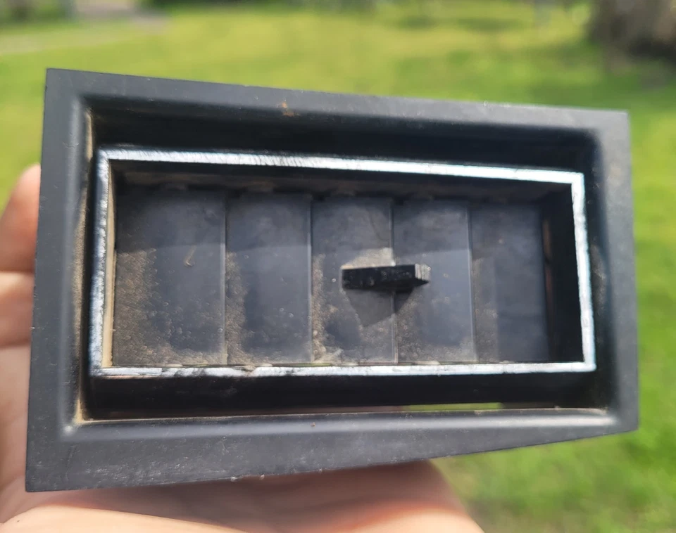 Ford Ltd 1971 1972? Mercurio? Ventilación ajustable de aire acondicionado usada OEM Foto 3 de 4