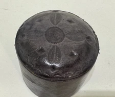 HAND CRAFTED GRAY GREY LEATHER SNUFF TRINKET BOX AFRICAN TUAREG OVAL TUBULAR ART