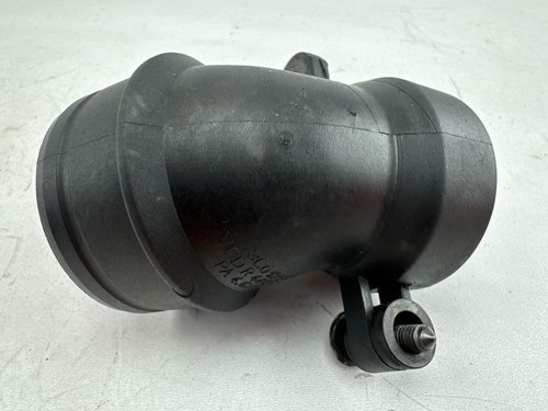 Volkswagen Golf VI 2010 Diesel 125kW Ansaugrohr Ansaugschlauch Turbolader