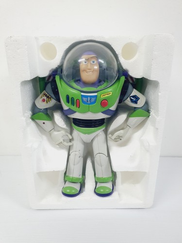 BUZZ LIGHTYEAR ULTIMATE TALKING ACTION FIGURE TOY STORY AND BEYOND THINKWAY TOYS - Picture 5 of 13