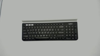 Logitech K780 Multi-Device Wireless Keyboard [untested] PC1678690