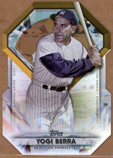 2022 Topps DIAMOND GREATS YOGI BERRA New York Yankees DGDC-40 DIE-CUT GOLD MLB