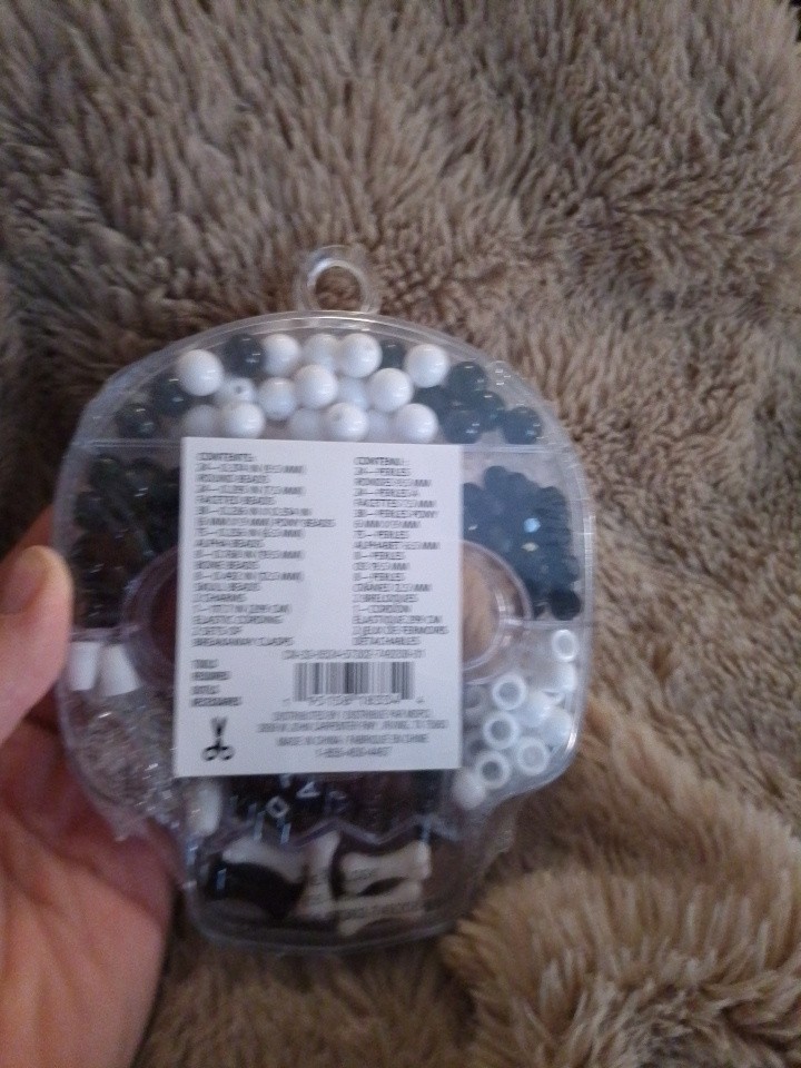 Creatology, Bead Kit, Halloween Skull Shaped Craft Kit, New In Orginal Package