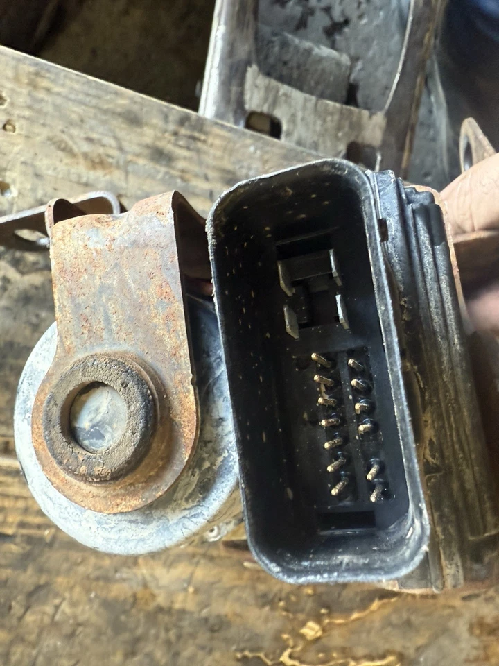 ABS Pump Anti Lock Brake Module 00 01 Ford Excursion F250 F350 1C34-2C346-AD - Image 3 of 4