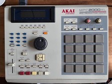 Akai MPC2000XL Sampler 8 Outs 32MB Memory SD ...