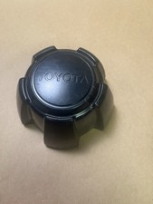 1985 - 1991 Toyota Pickup Sr5 Center Cap Black Oem 1985 - 1991 Toyota Pickup Sr5 Center Cap Black Oem