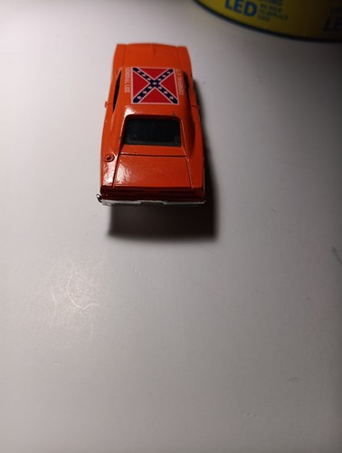 A Vintage Ertl Car, The Dukes of Hazzard General Lee 1969 Dodge Charger ! - Picture 4 of 8