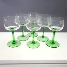 6 Jugendstil Weingläser Stiel grün Facettenwölbung schlichte Eleganz Art Deco