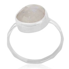 White Moonstone Handmade Ring Made In 925 Sterling Silver Fashion Jewelry