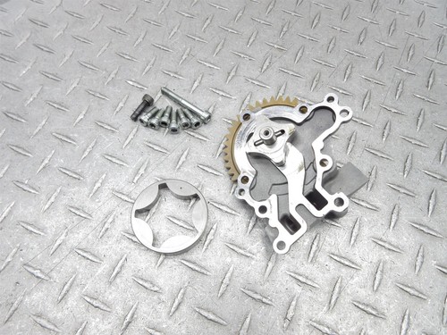 2016 16-18 Ducati Hypermotard 939 Engine Oil Pump Assembly Housing Gear Rotor - Picture 9 of 14