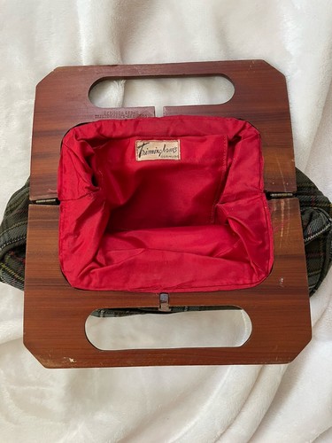 Vintage Trimingham's Bermuda Clutch Handbag Green Plaid Bermuda Cedar Handle - Picture 9 of 10