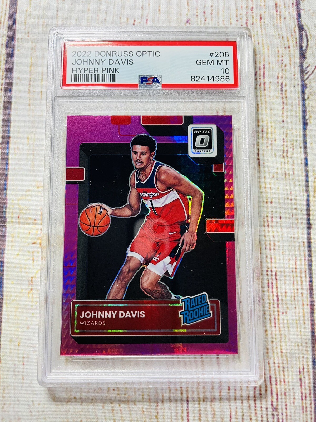 2022-23 Panini Donruss Optic Johnny Davis Hyper Pink Prizm PSA 10 #206 RC Rookie