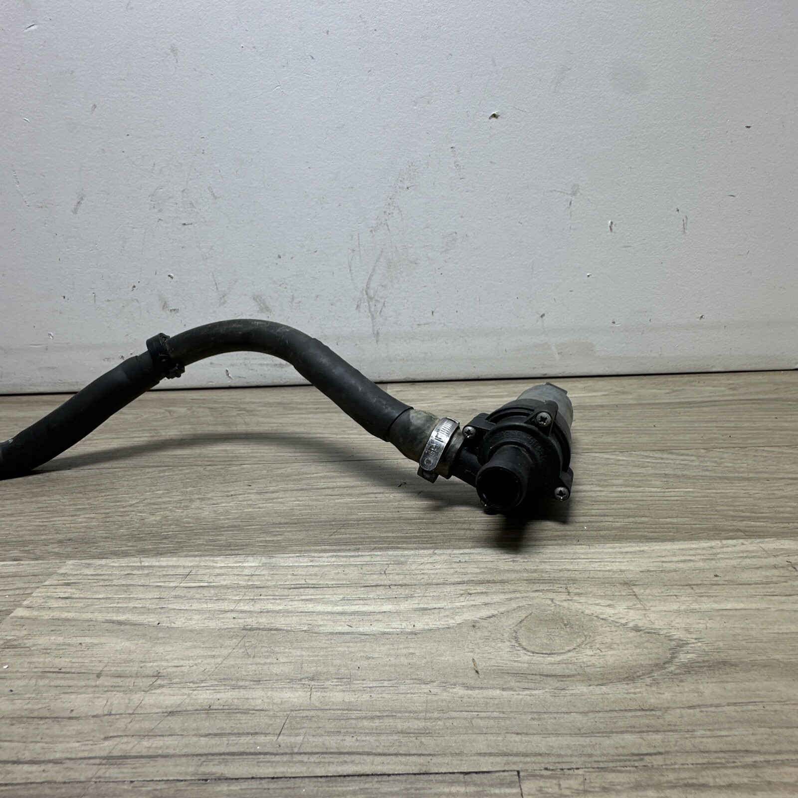 Maserati Quattroporte 2004-2009 Auxiliary water pump