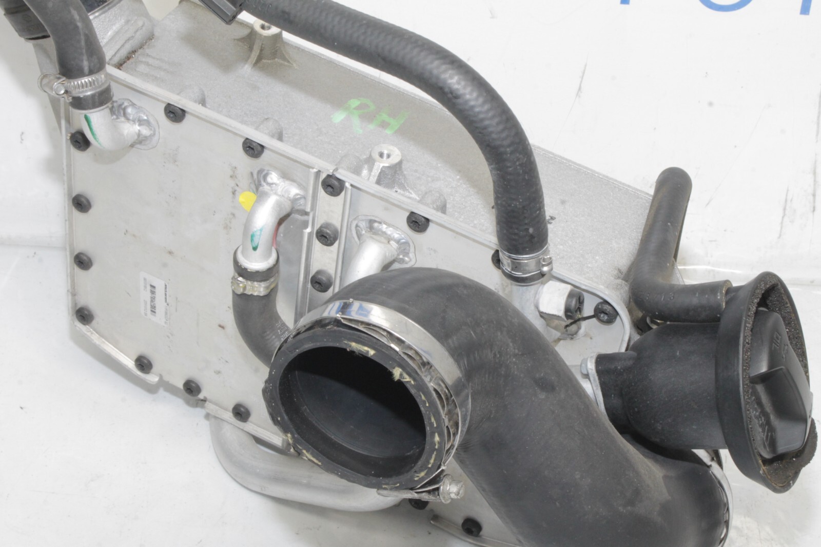 12-14 MCLAREN MP4-12C 12C 570 OEM RH PASSENGER WATER INTERCOOLER 11F0892CP STOCK