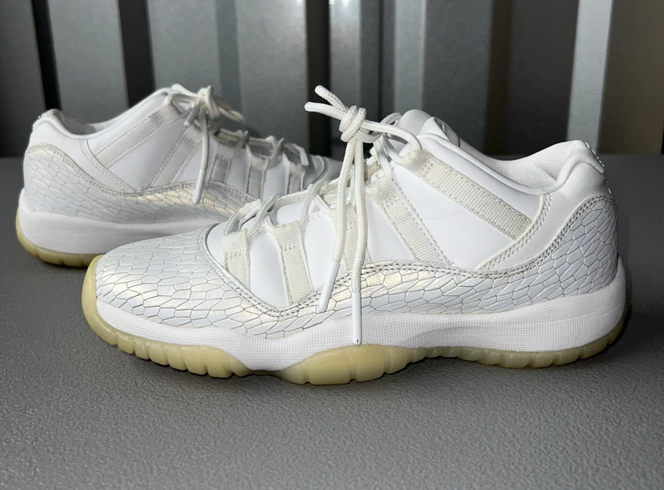 Size 5.5Y or 7 Wmns - Jordan 11 Retro Low Heiress Pure Platinum (GS) 897331-100 - Image 2 of 4