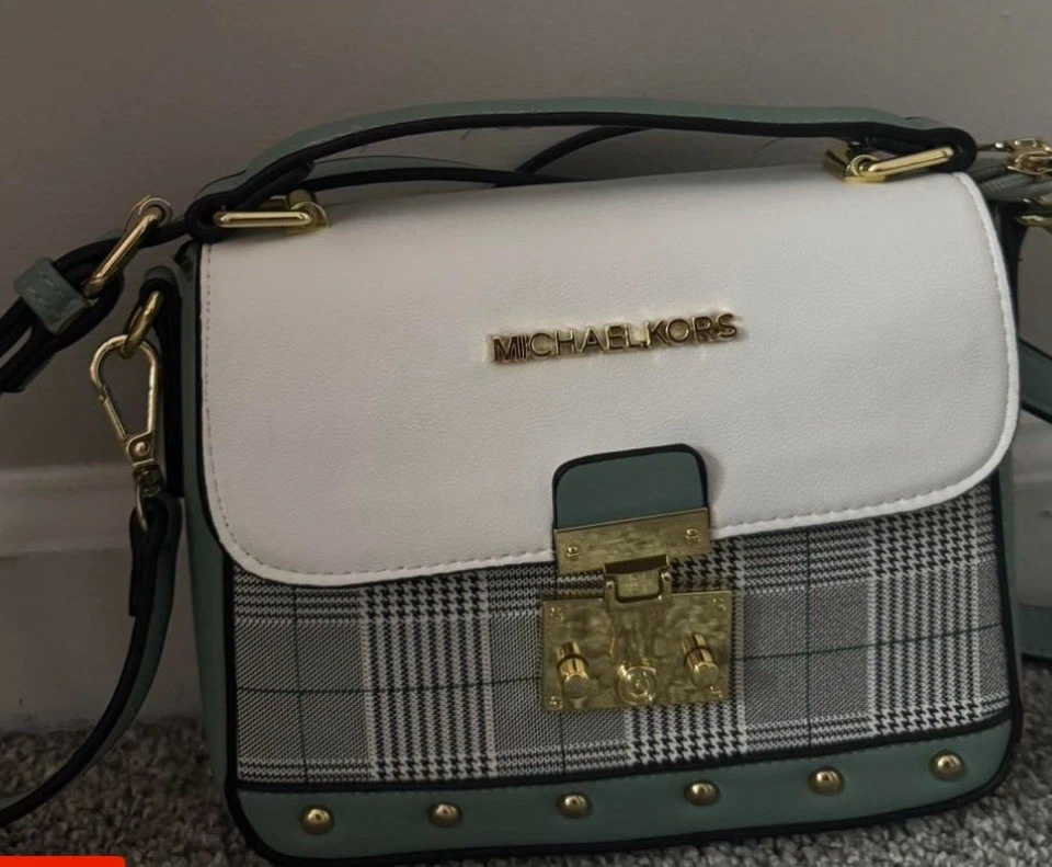 Borsa a tracolla Michael Kors Disponibilità a negoziare un prezzo! usata pochissimo!